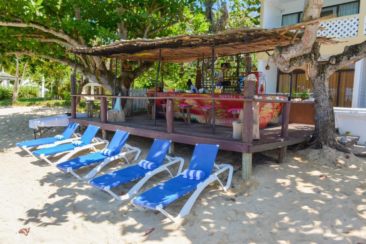 Kaz Kreol Beach Hotel Очо-Риос Экстерьер фото